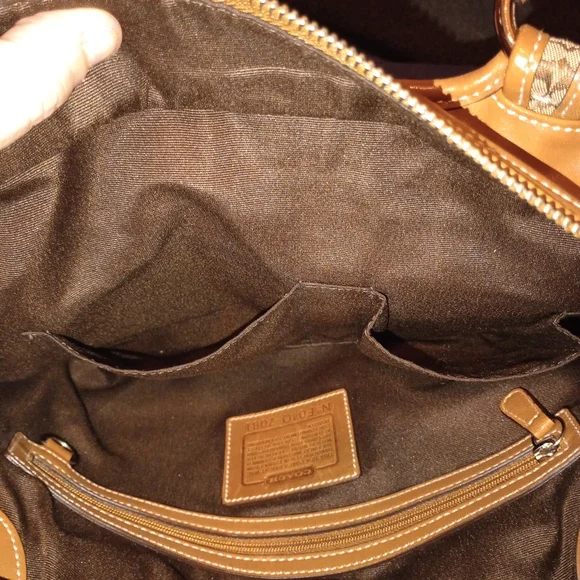 Vintage Coach Soho Classic Brown Signature C Camel Tan Leather Sm Tote Bag - Picture 10 of 15